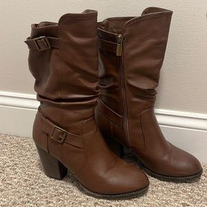 Maurice’s Terri mid-calf heel boot